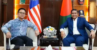 প্রতিরক্ষা উপদেষ্টার সঙ্গে মালয়েশিয়ার হাইকমিশনারের সাক্ষাৎ